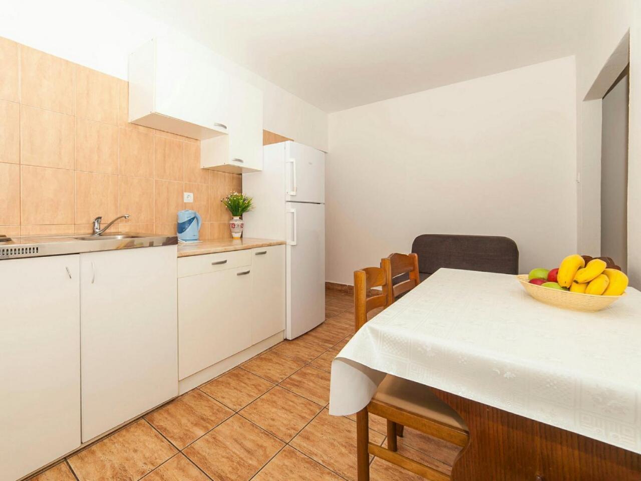 Hana Accommodation Sveti Stefan Pokoj fotografie